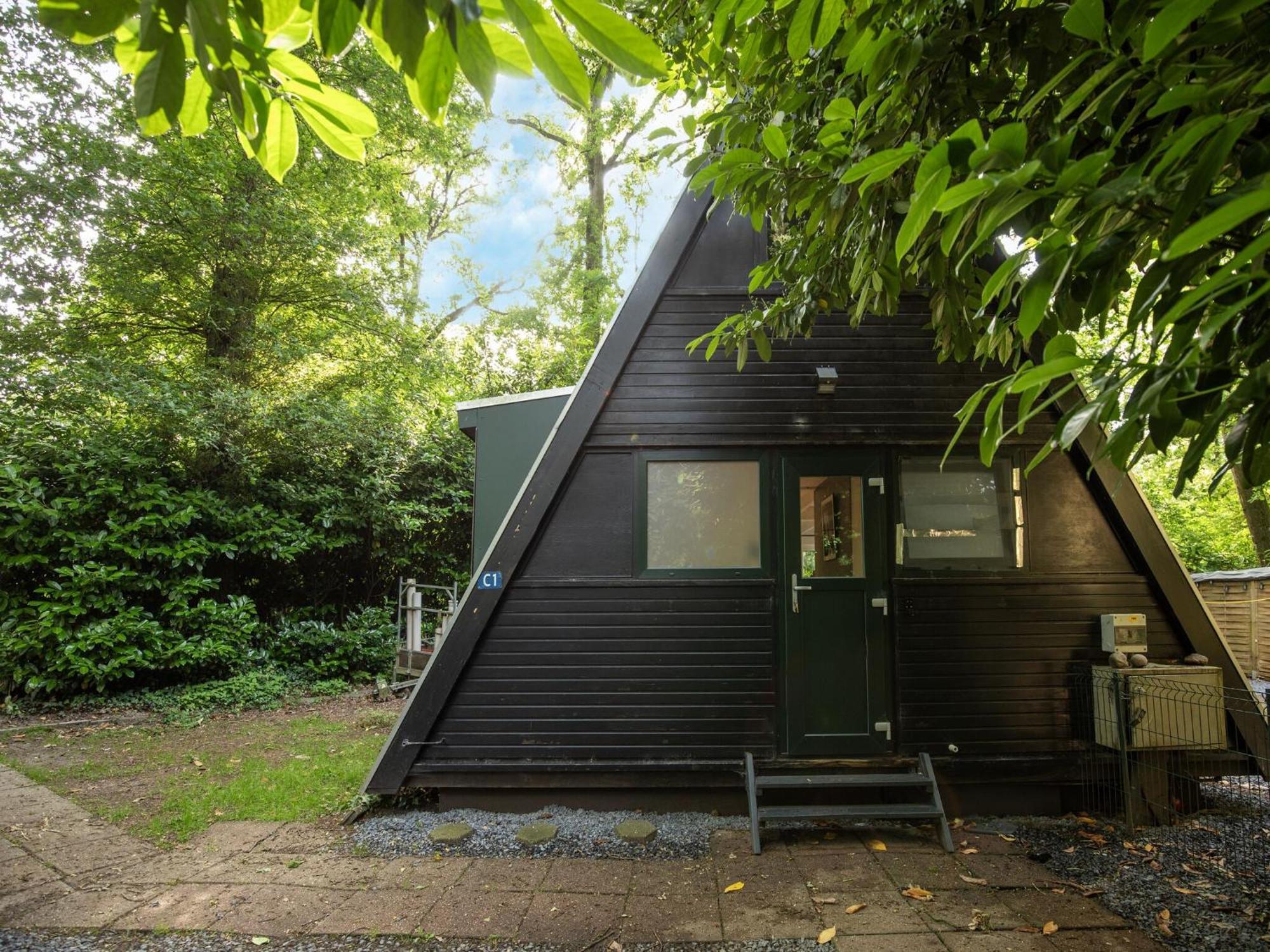 Traditional Holiday Home In Lanaken With Garden Luaran gambar